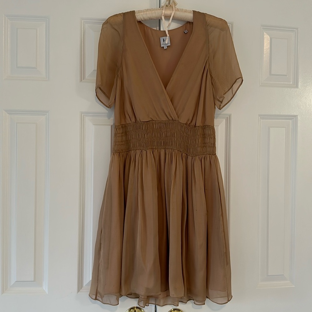 Romantic Halston Beige Dress, size 4